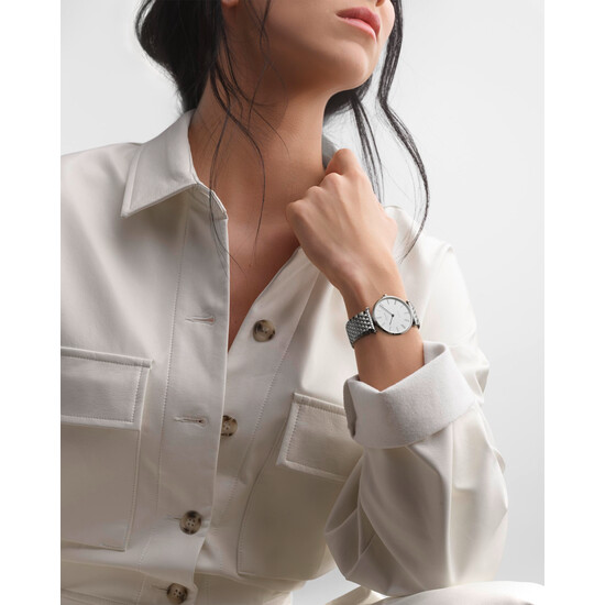 Zegarek Longines La Grande Classique Automatic na nadgarstku