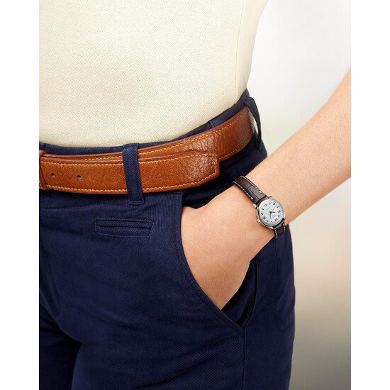 Zegarek Longines Master Collection L2.128.4.78.3 na damskim nadgarstku