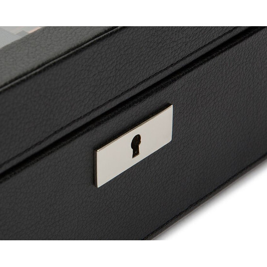 Pudełko na 15 zegarków zamykane na klucz.