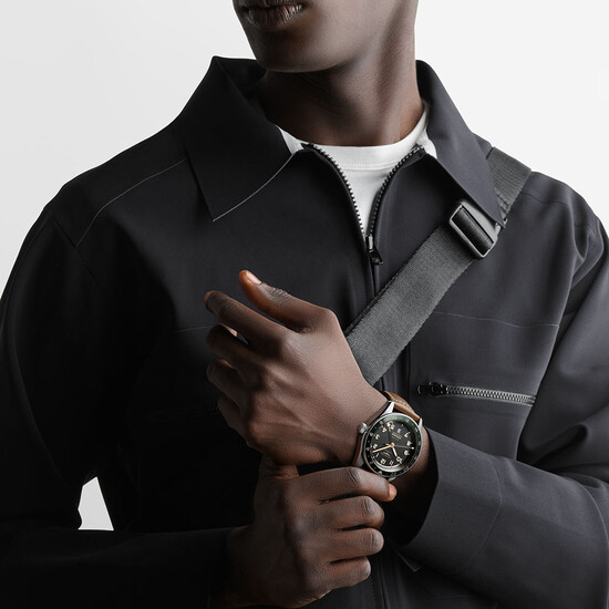 Zegarek na ręce Longines Spirit Zulu Time L3.812.4.63.2