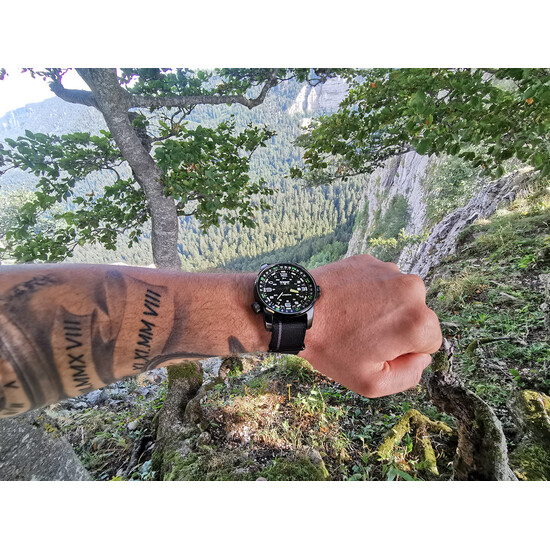 Zegarek na pasku NATO Traser