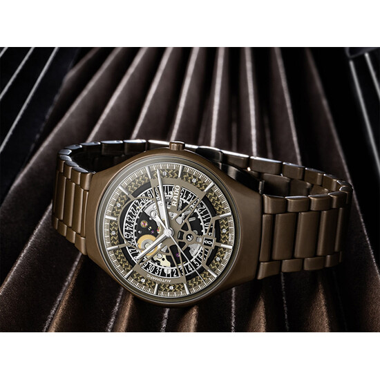 Zegarek z widocznym mechanizmem Rado