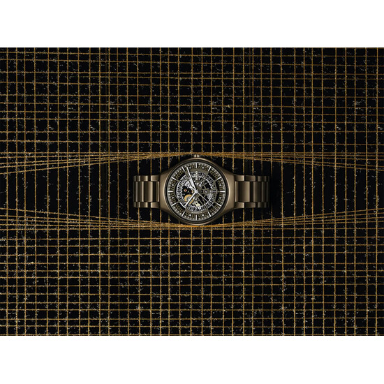 Zegarek z ceramiki high-tech