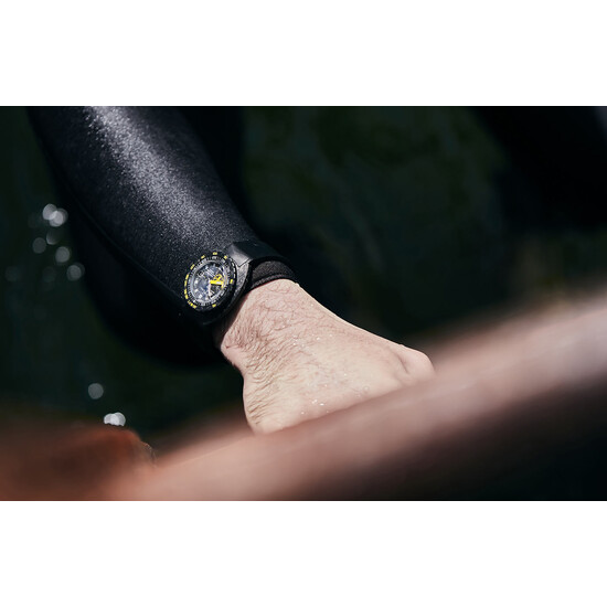 Zegarek nurkowy na pasku kauczukowym Doxa