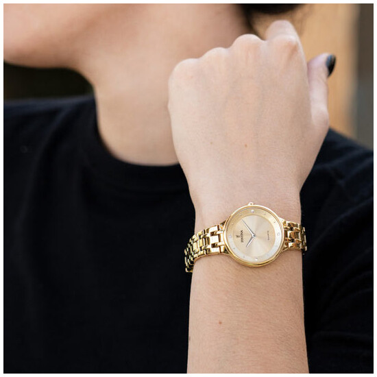 Zegarek damski na złotej bransolecie Festina