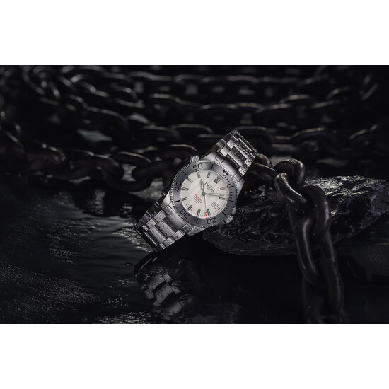 Zegarek nurkowy na bransolecie Davosa