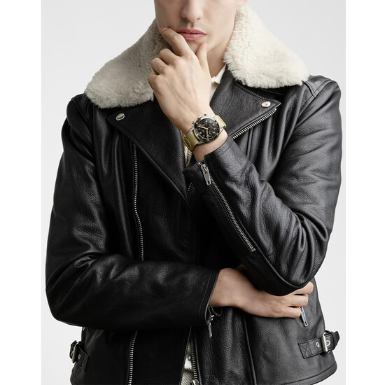 Zegarek Longines na nadgarstku