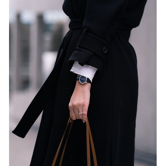 Zegarek damski z fazami księżyca Frederique Constant Moonphases