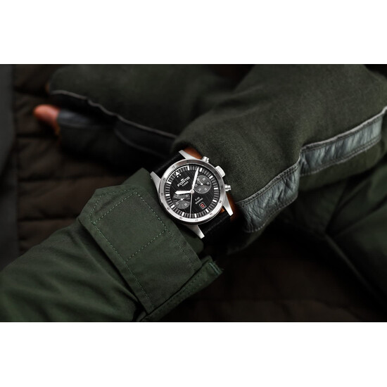 Zegarek Fortis w lotniczym stylu