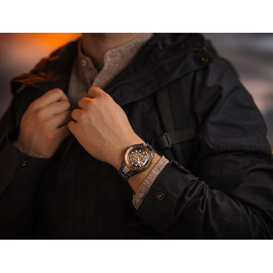 Szkieletowy zegarek Rado na reku