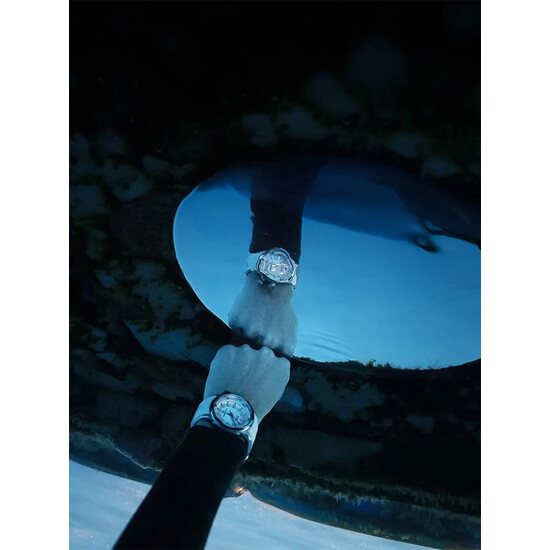 Zegarek nurkowy z białą tarczą Maurice Lacroix