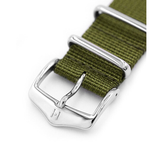 Stalowa klamerka i szlufki