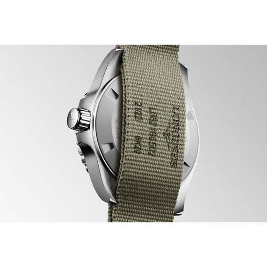 Tył zegarka Longines