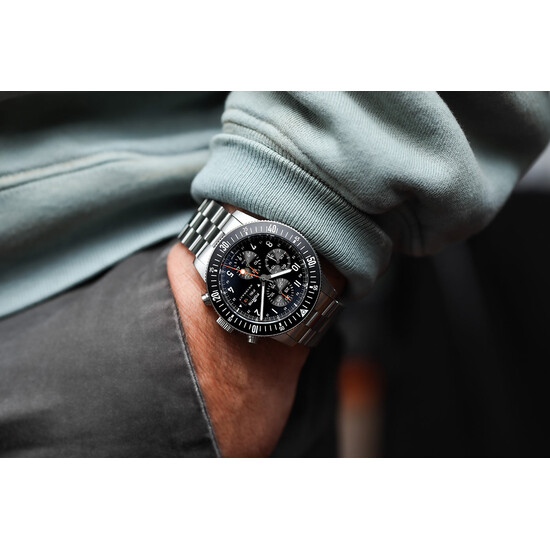 Elegancki zegarek typu pilot Fortis