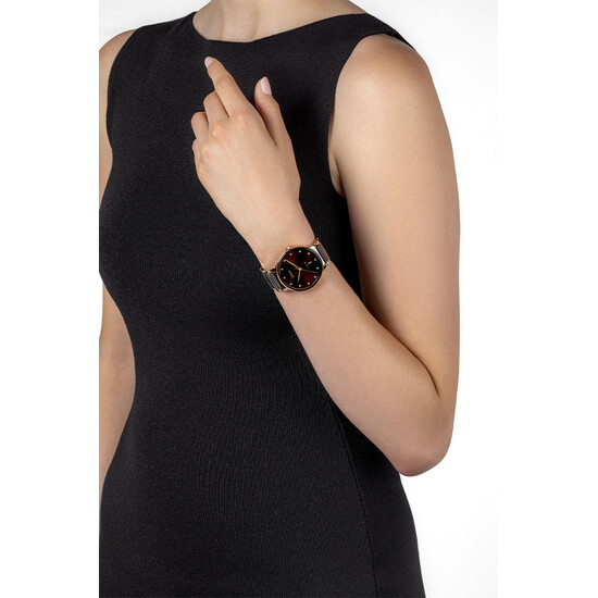 Zegarek Rado na nadgarstku