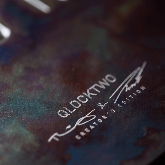 Qlocktwo Earth 45 Creators Edition Raw Iron