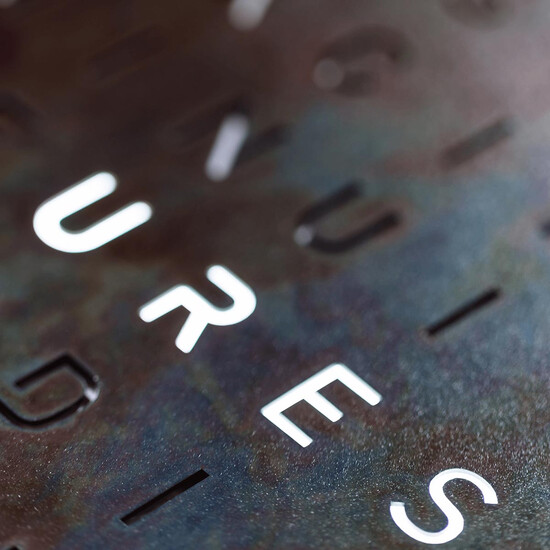 Zegar Qlocktwo Earth 45 Creators Edition Raw Iron