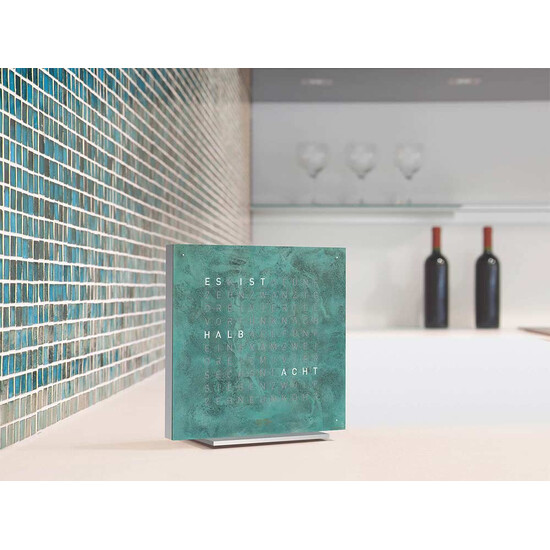 Zielony budzik Budzik Qlocktwo Earth 13.5 Creators Edition Vintage Copper