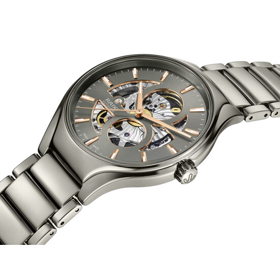 Zegarek Rado z odsłoniętym mechanizmem