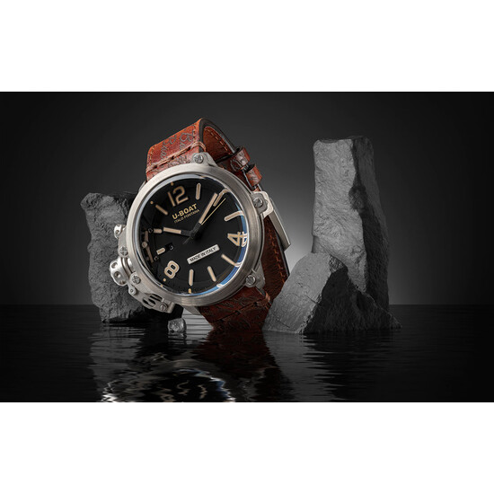 Włoski zegarek automatyczny U-BOAT Capsule