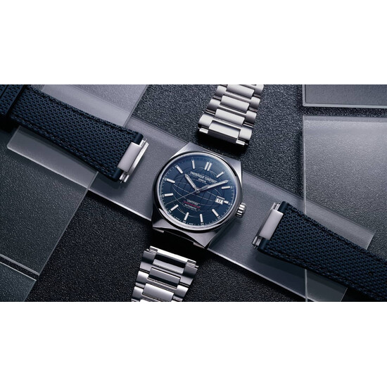 Frederique Constant z paskiem w zestawie