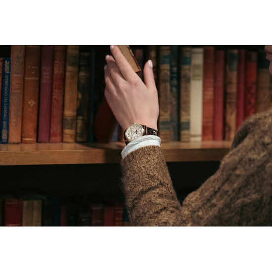 Frederique Constant zegarek na ręku