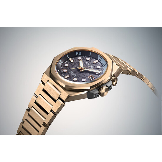 Zegarek Citizen z obrotową skalą wewnętrzną