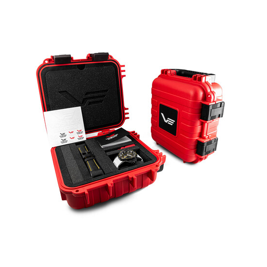 Czerwone pudełko kolekcjonerskie Vostok Europe