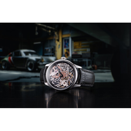 Ręcznie nakręcany zegarek Aerowatch