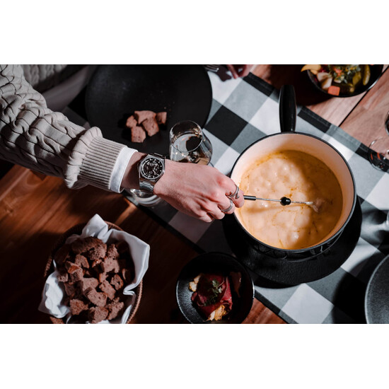 Zegarek męski Epos na nadgarstku