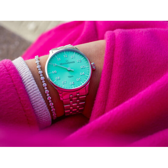 Zegarek MeisterSinger na ręku