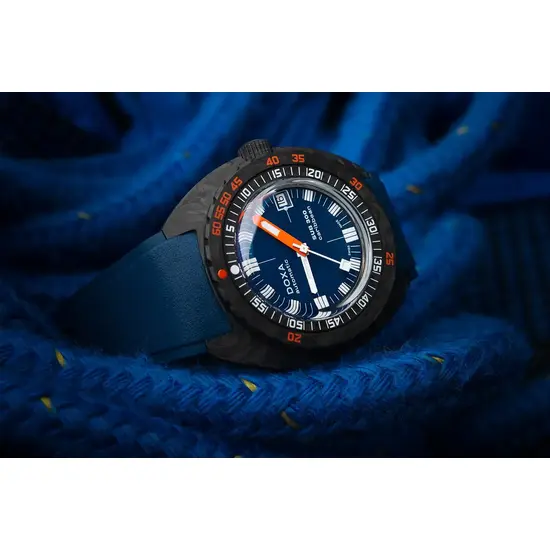 Zegarek nurkowy na niebieskim pasku gumowym SUB 300 Caribbean