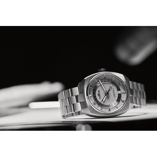 Fortis zegarek w stylu retro