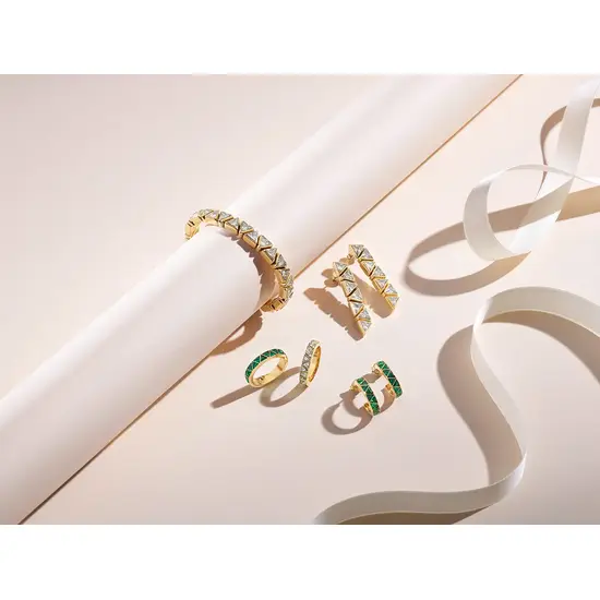 Biżuteria z kolekcji Guess Trinity