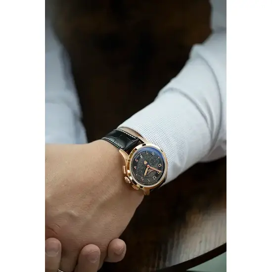 Zegarek z chronografem typu bicompax Aviator Heritage Chronograph Trimeter Swiss Made