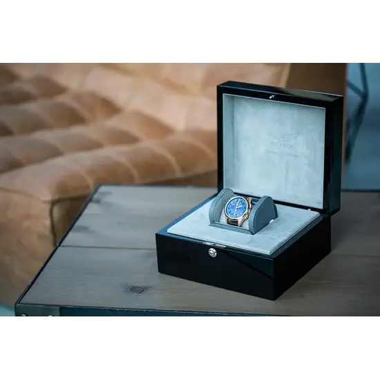 Limitowany zestaw z zegarkiem Aviator Polska Edycja