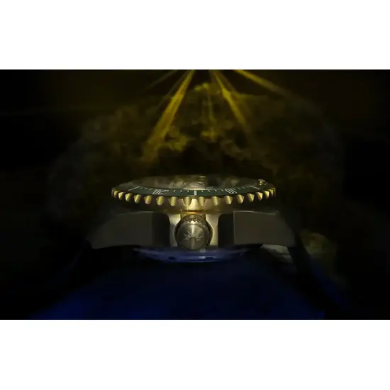 Numerowana edycja Solar Aqua Deep Bay 2136m