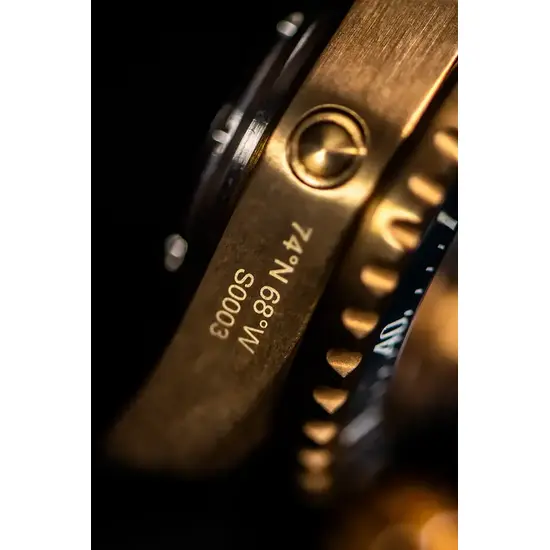 Grawer z danymi GPS Zatoki Baffina i numerem seryjnym