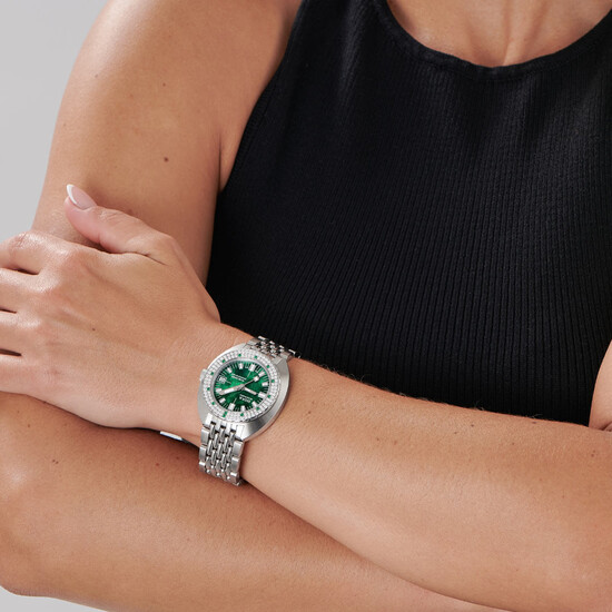 Zegarek Doxa Automatic na nadgarstku