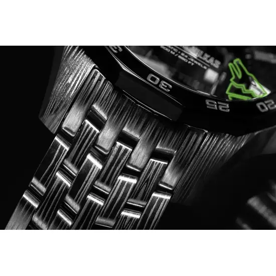 Stalowa bransoleta z grawerowanym wzorem wolf wool