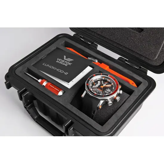 Zegarek męski z wymiennymi paskami Vostok Europe