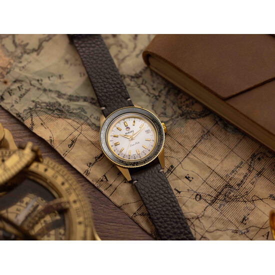 Zegarek Rado Over-Pole na pasku