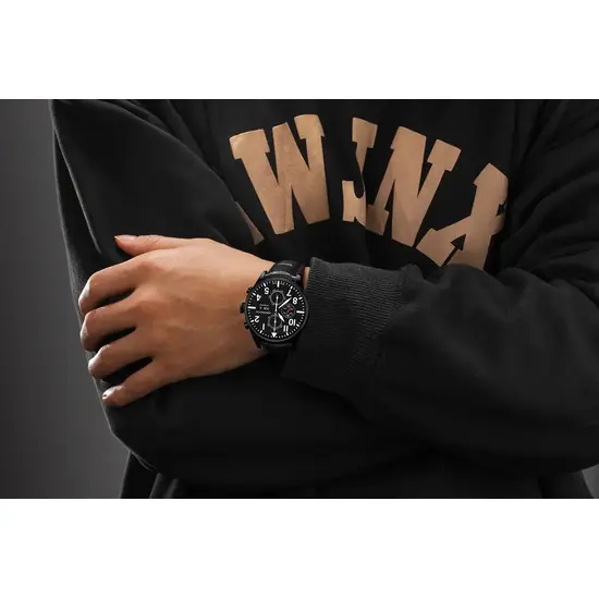 Zegarek Aerowatch Les Grandes Classiques Pilote Chronograph A 61989 NO09 na ręce