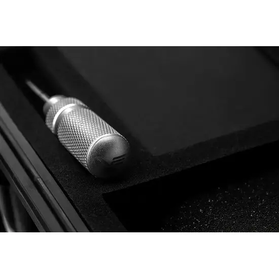 Śrubokręt firmy Vostok Europe