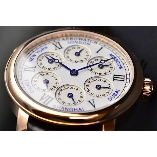 Biała tarcza, strefy czasowe w zegarku Aerowatch Renaissance 7 Time Zones A 51974 R101