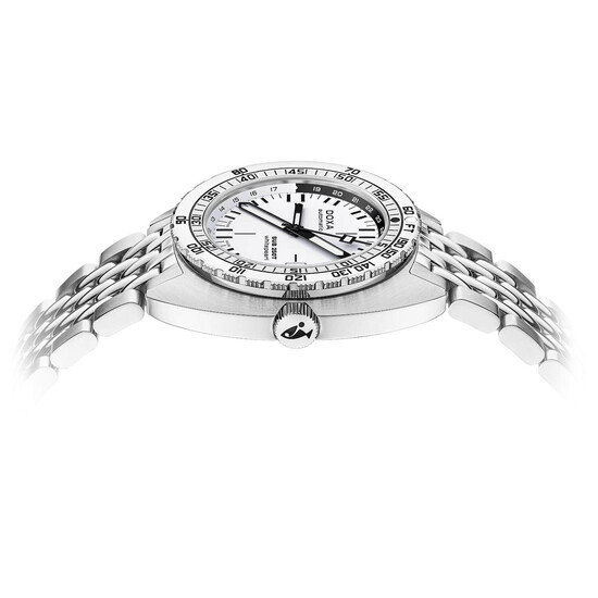 Zegarek Doxa SUB z tarczą w kolorze białym