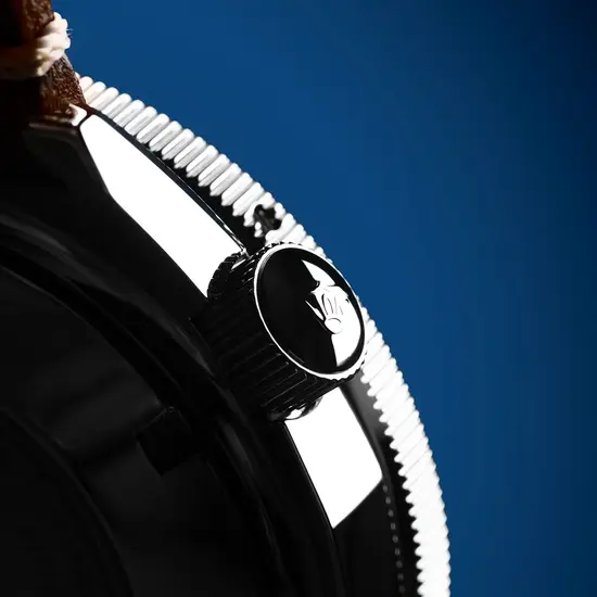 Zakręcana koronka w zegarku Squale Matic