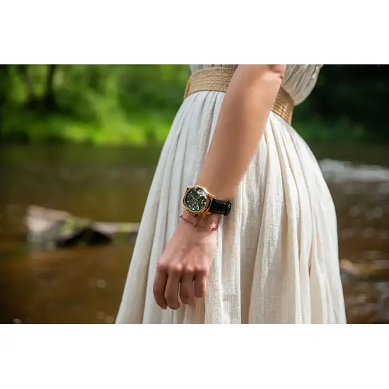 Sportowy zegarek damski z czarnym skórzanym paskiem Vostok Europe Vilnele Chrono