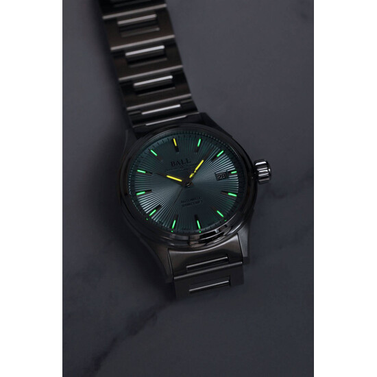 Podświetlony zegarek Ball