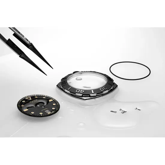 Konstrukcja koperty zegarka Alpina Seastrong Diver Extreme Automatic AL-525B3VE6